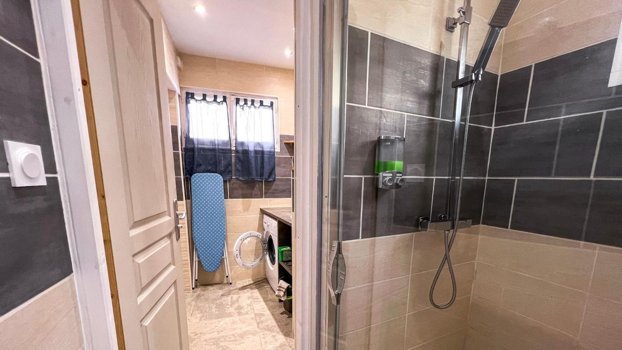 Reve D'Azur, 2 Chambres, Maison Julia En Bord De Mer A La Nartelle, Piscine Partagee, Parking & Terrasse Bbq, Wifi Et Draps Inclus Plage A Pied 생트막시메 외부 사진